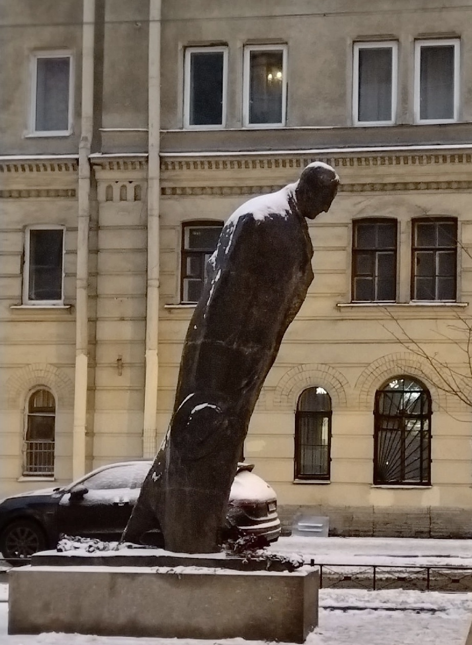 памятник блоку в санкт петербурге на декабристов