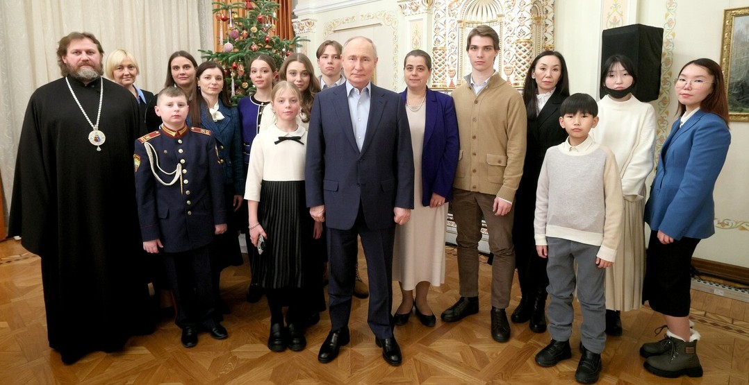 Владимир Путин: «Поддержка семей с детьми — наш фундаментальный нравственный выбор»