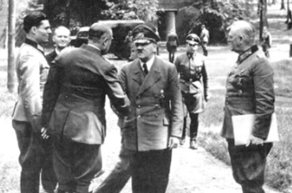 80 лет покушению на Гитлера: а вдруг бы оно получилось?
