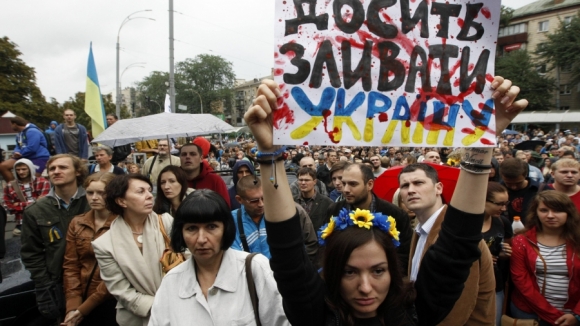 Президент Украины ищет внешнего врага перед угрозой нового майдана