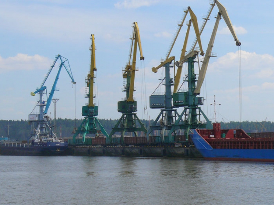 Возможна ли полная переориентация российских внешнеторговых грузопотоков на российские порты