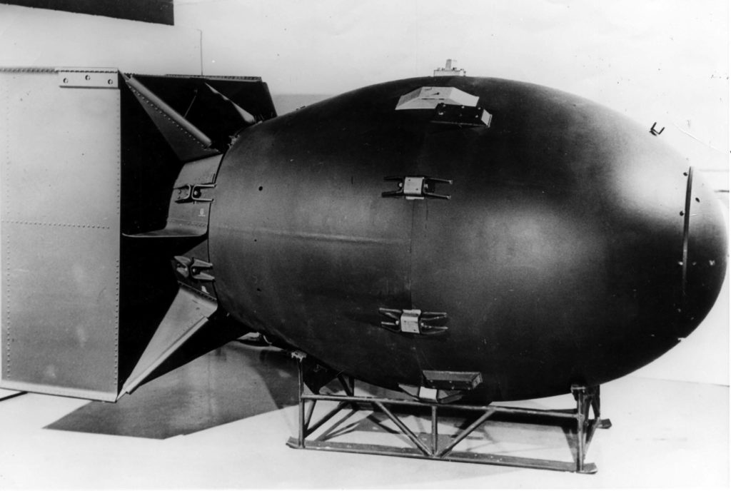 Как американские ученые изобрели атомную бомбу и ужаснулись 
