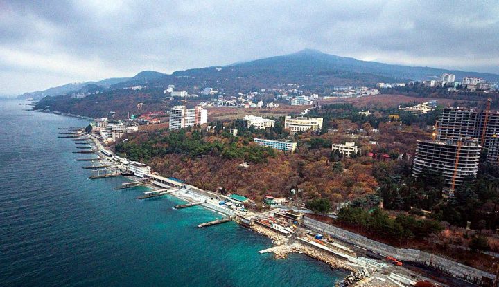 Прибалты скупают недвижимость в Крыму