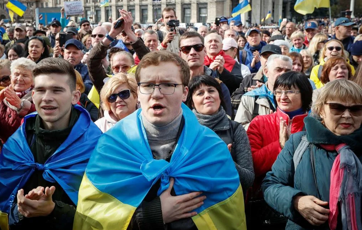Освобождение Украины от нацизма: что думают люди. Часть вторая