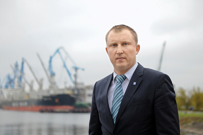 Вецкаганс разрушает морские порты Украины