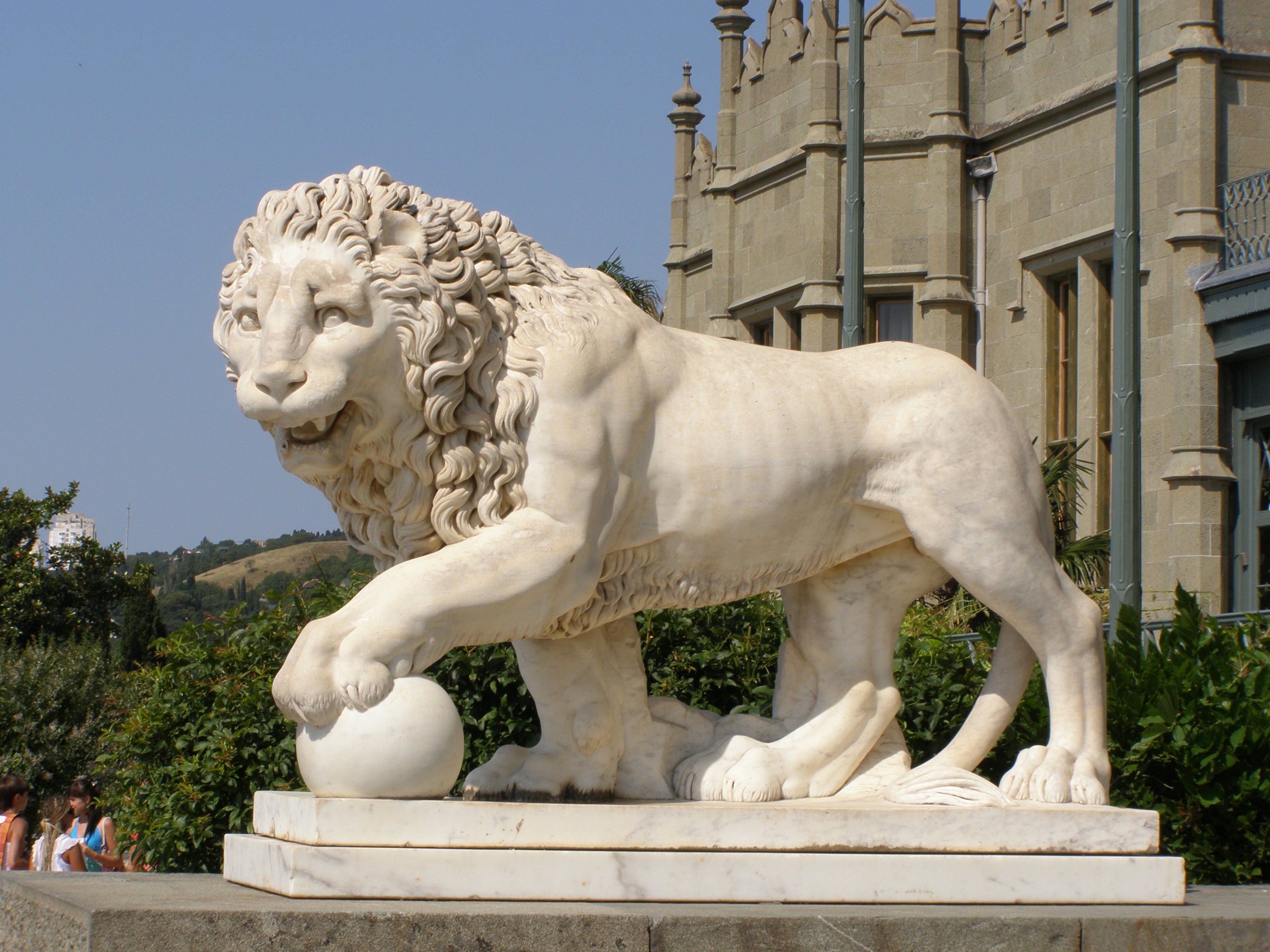 О чём поведала статуэтка льва, или «Полу-мудрец», «полу-невежда»